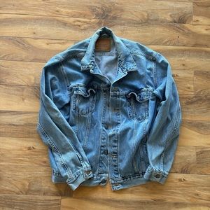 XL Levi’s jacket